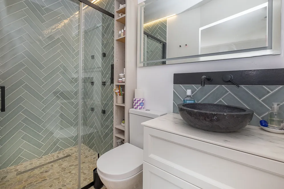 Swaffield Road, London, SW18 photo 8