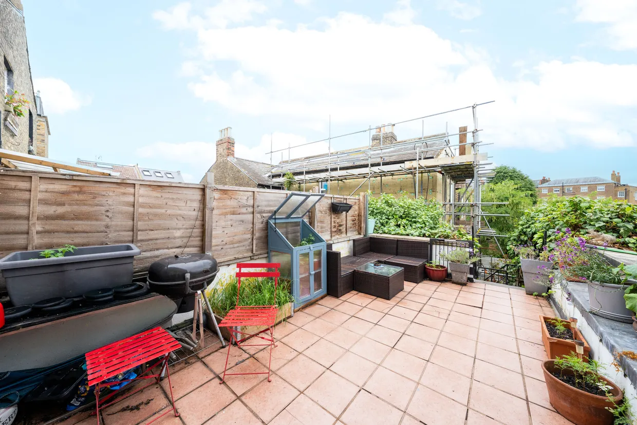 North Street, London, SW4 photo 12