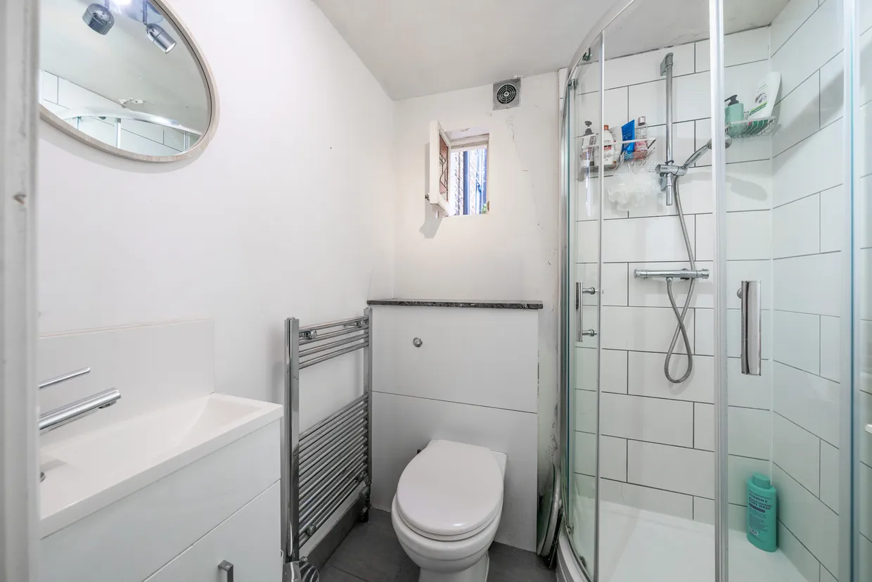 North Street, London, SW4 photo 16