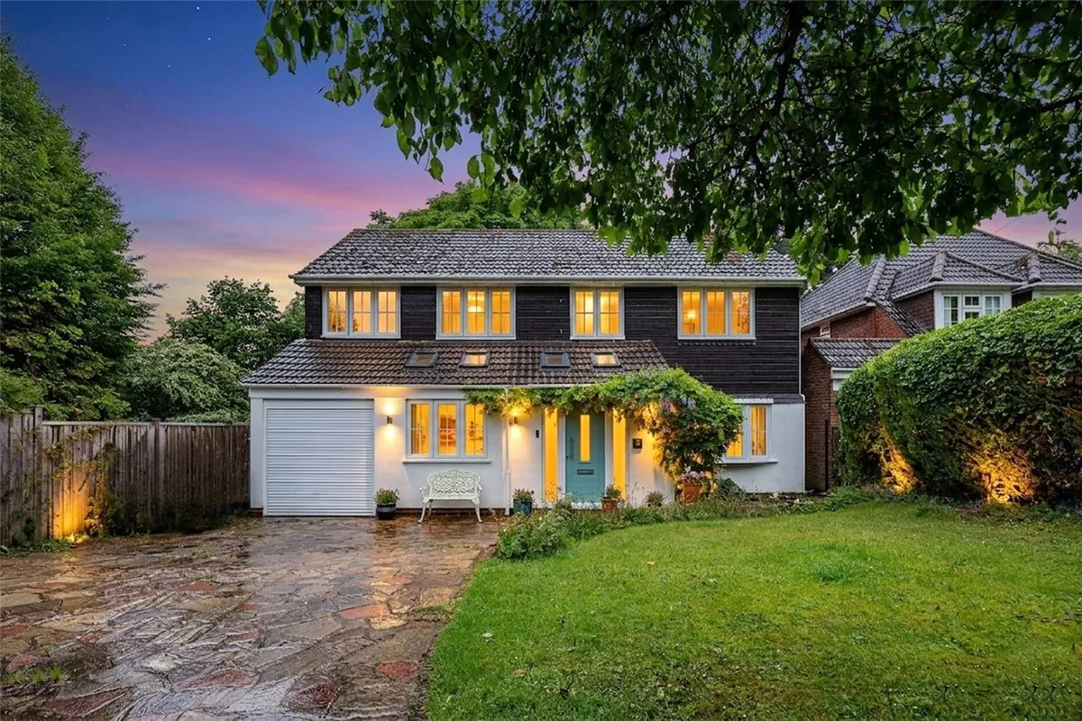 Braybrooke Gardens, Wargrave, Reading, Berkshire, RG10