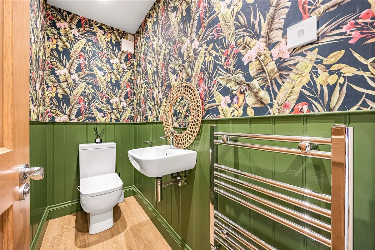 Braybrooke Gardens, Wargrave, Reading, Berkshire, RG10