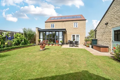 Jenners Yard, Swindon, SN6