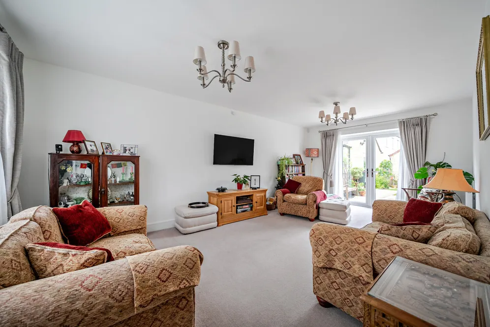 Jenners Yard, Swindon, SN6 photo 2