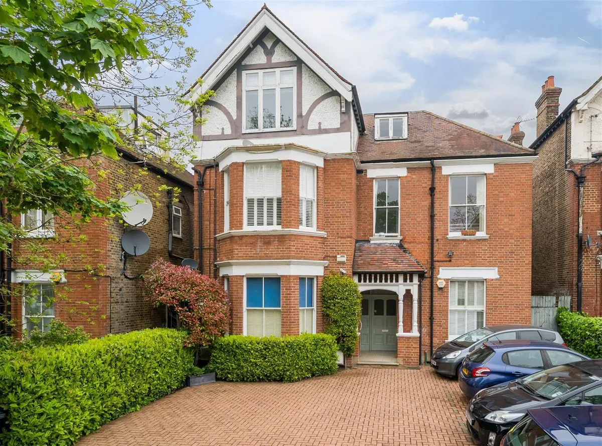 Willesden Lane, London, NW2