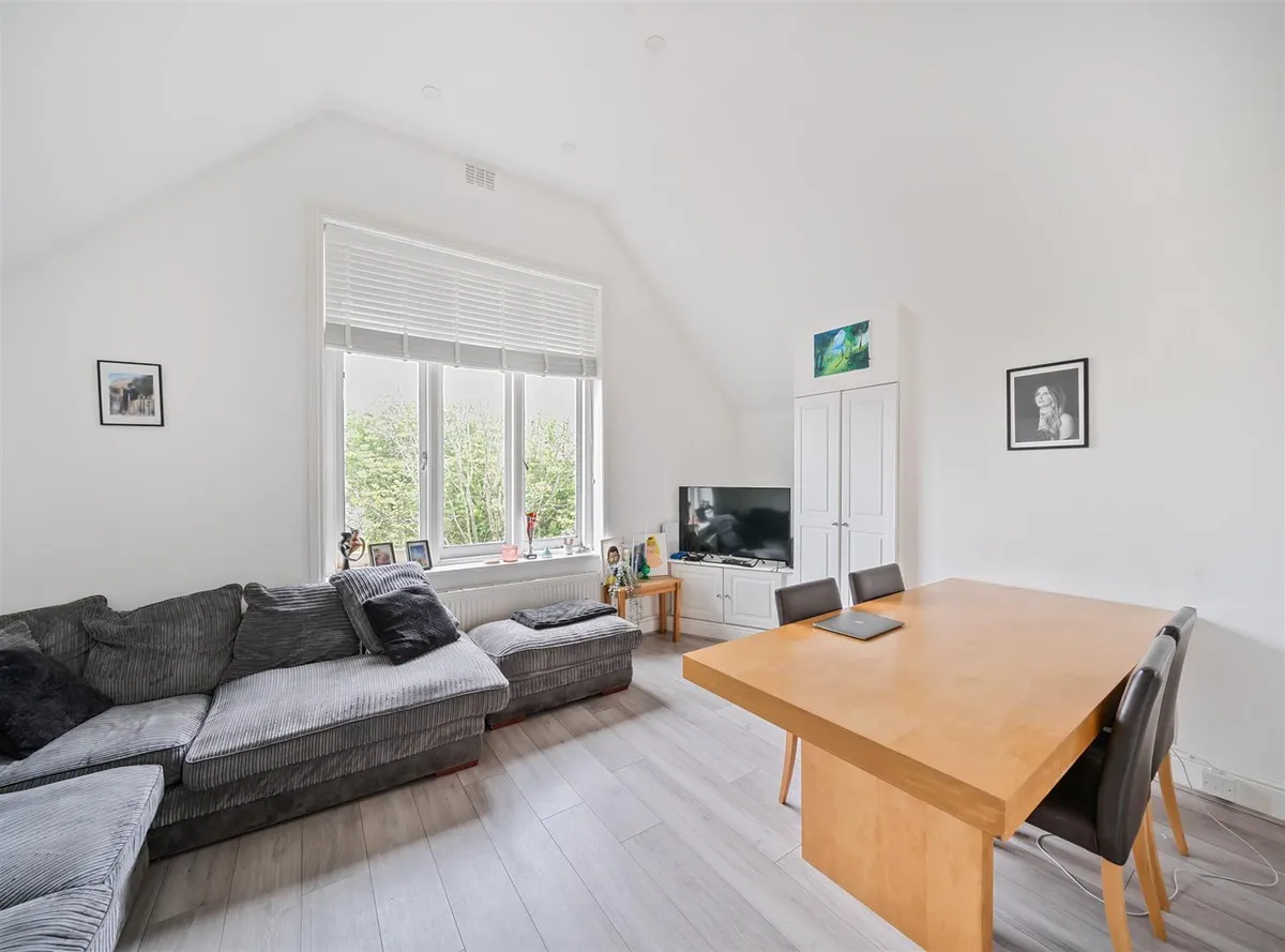 Willesden Lane, London, NW2