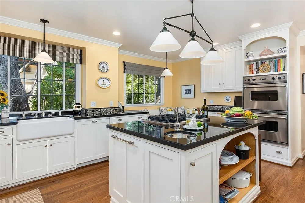 275 Hacienda Dr, Arcadia, CA 91006