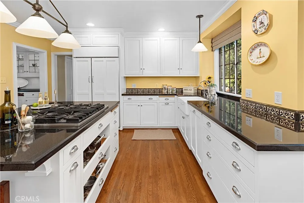 275 Hacienda Dr, Arcadia, CA 91006