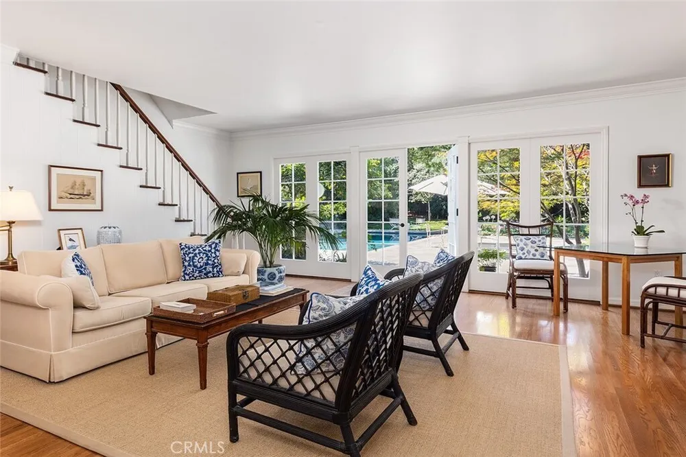 275 Hacienda Dr, Arcadia, CA 91006