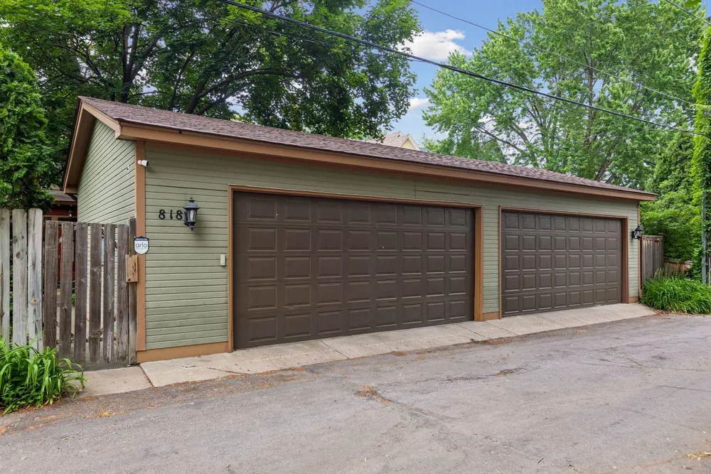 818 Goodrich Ave, St Paul, MN 55105-3345