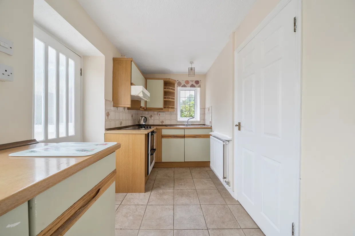 Lime Avenue, Eydon, NN11 photo 4