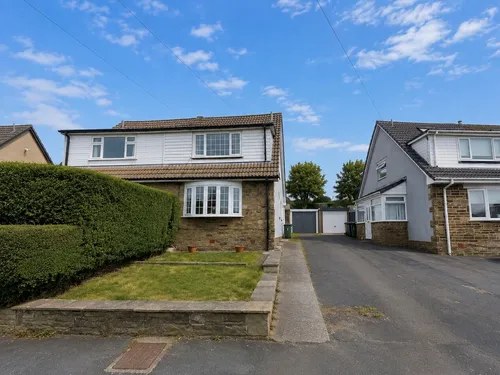 Hillcrest Road, Thornton, Bradfordphoto