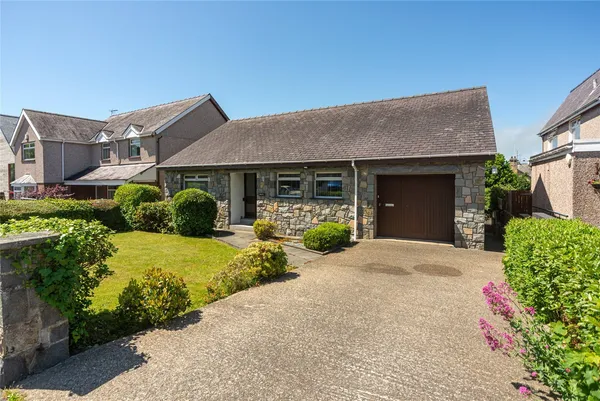St. Davids Road, Caernarfon, Gwynedd, LL55