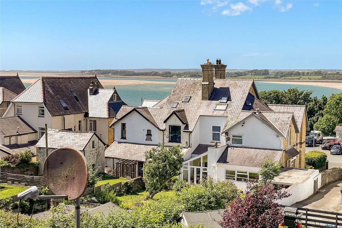 St. Davids Road, Caernarfon, Gwynedd, LL55