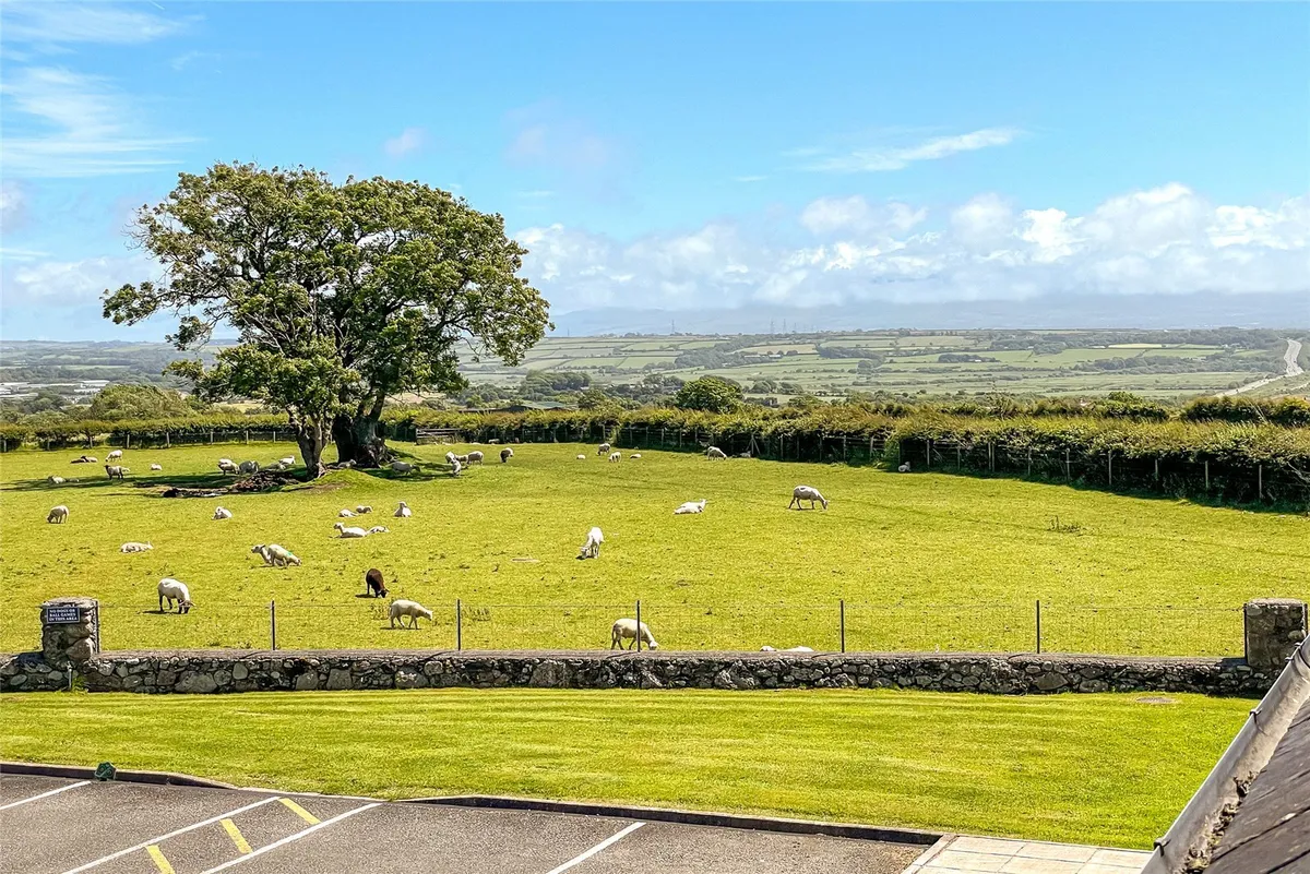 Llangefni, Isle of Anglesey, LL77