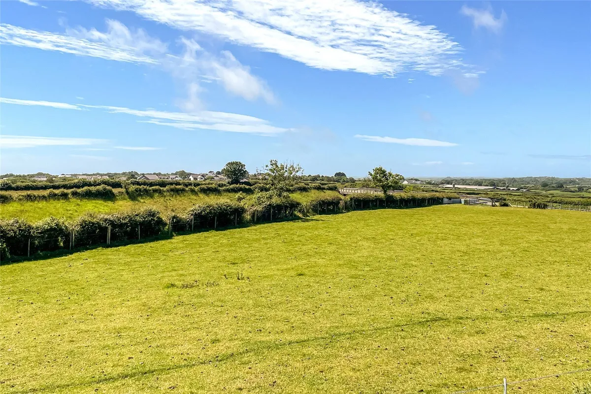 Llangefni, Isle of Anglesey, LL77