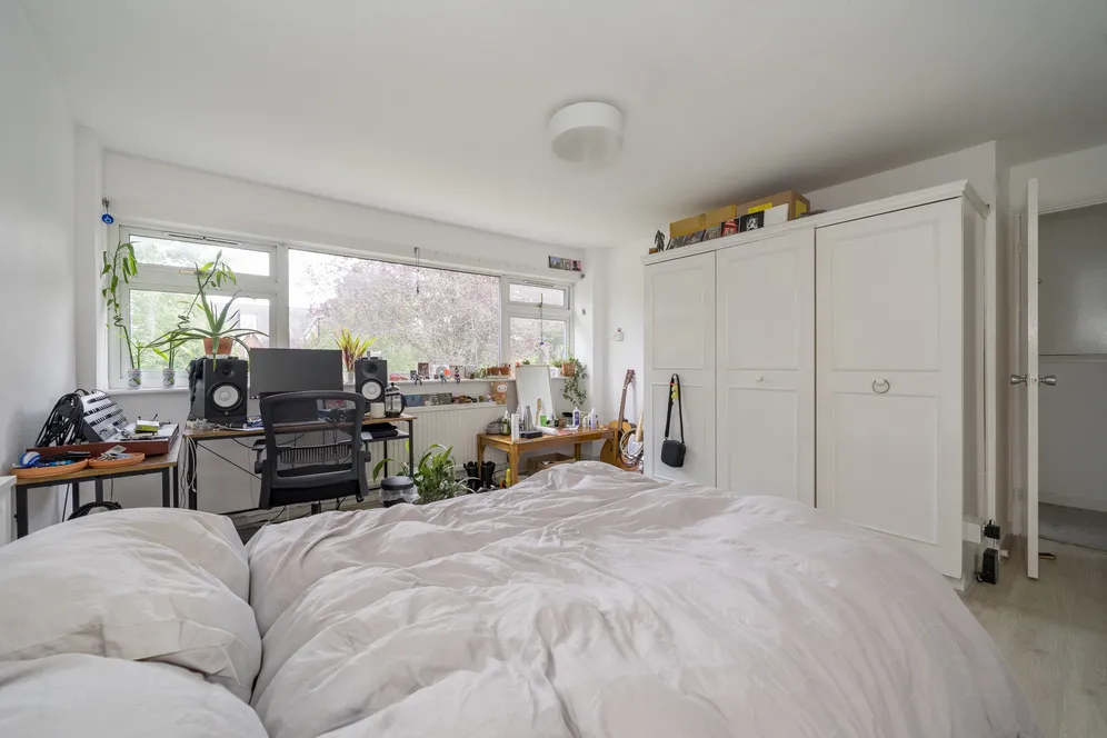 The Knoll, Ealing, W13 photo 7