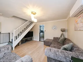 Bridgelake Drive, Balby, Doncaster thumb 2