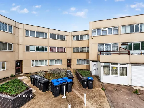 Illingworth Close, Mitchamphoto