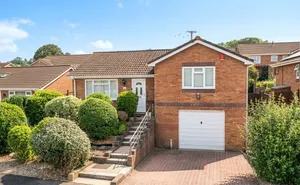 Prince Charles Way, Seaton, Devon, EX12 photo