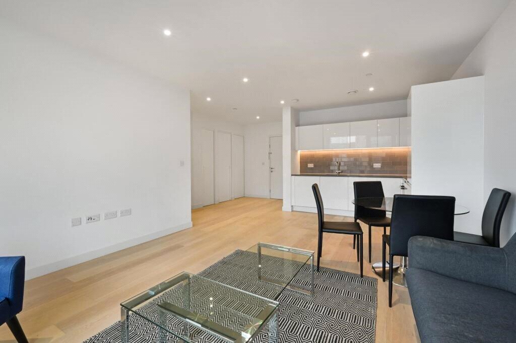 Schooner Road, London, E16 Image 7