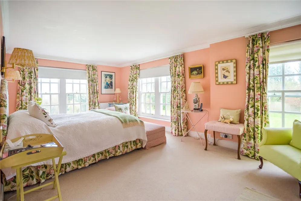 Ermin Street, Hungerford, RG17 photo 8