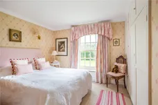Ermin Street, Hungerford, RG17 photo 12