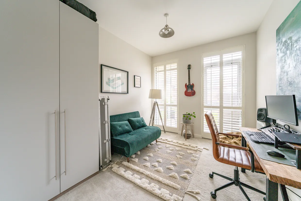 10 Chatfield Road, London, SW11 photo 8