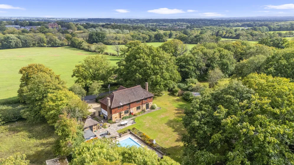 Bashurst Hill, Horsham, RH13 photo 18