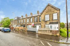 Albert Road, Halifax