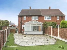 St. Catherines Drive, Leeds thumb 2