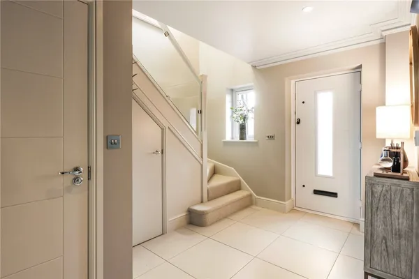 Hillfort Close, Leckhampton, GL53 photo 6