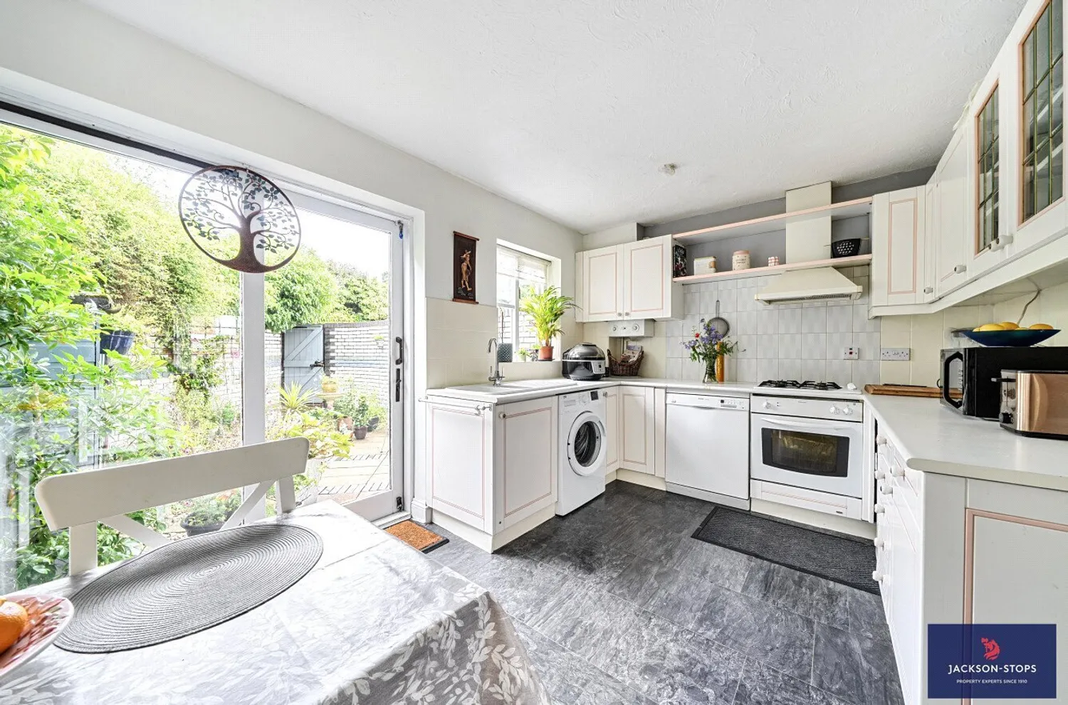 Spinney Lane, Aspley Guise, MK17 photo 3
