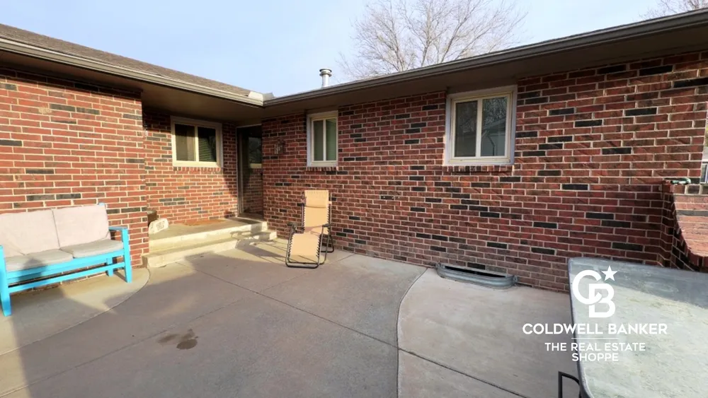 2707 N Rock Rd, Garden City, KS 67846