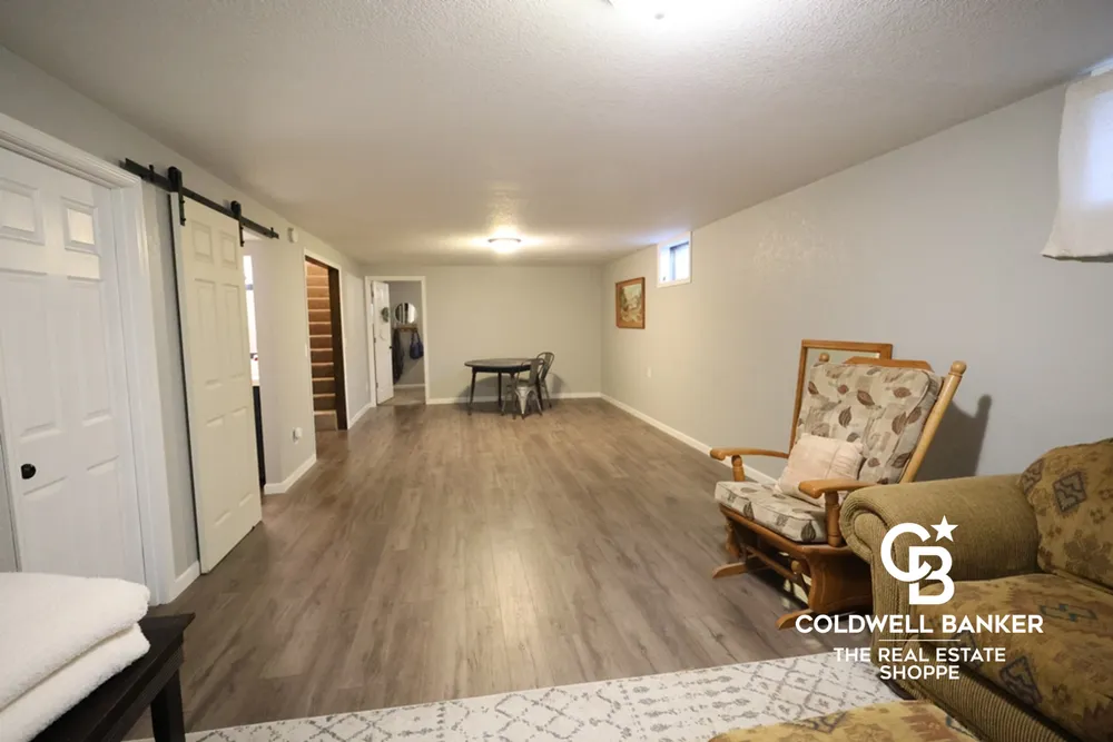 2707 N Rock Rd, Garden City, KS 67846