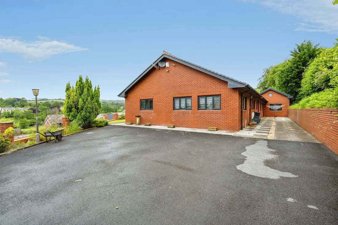 Property photo 31