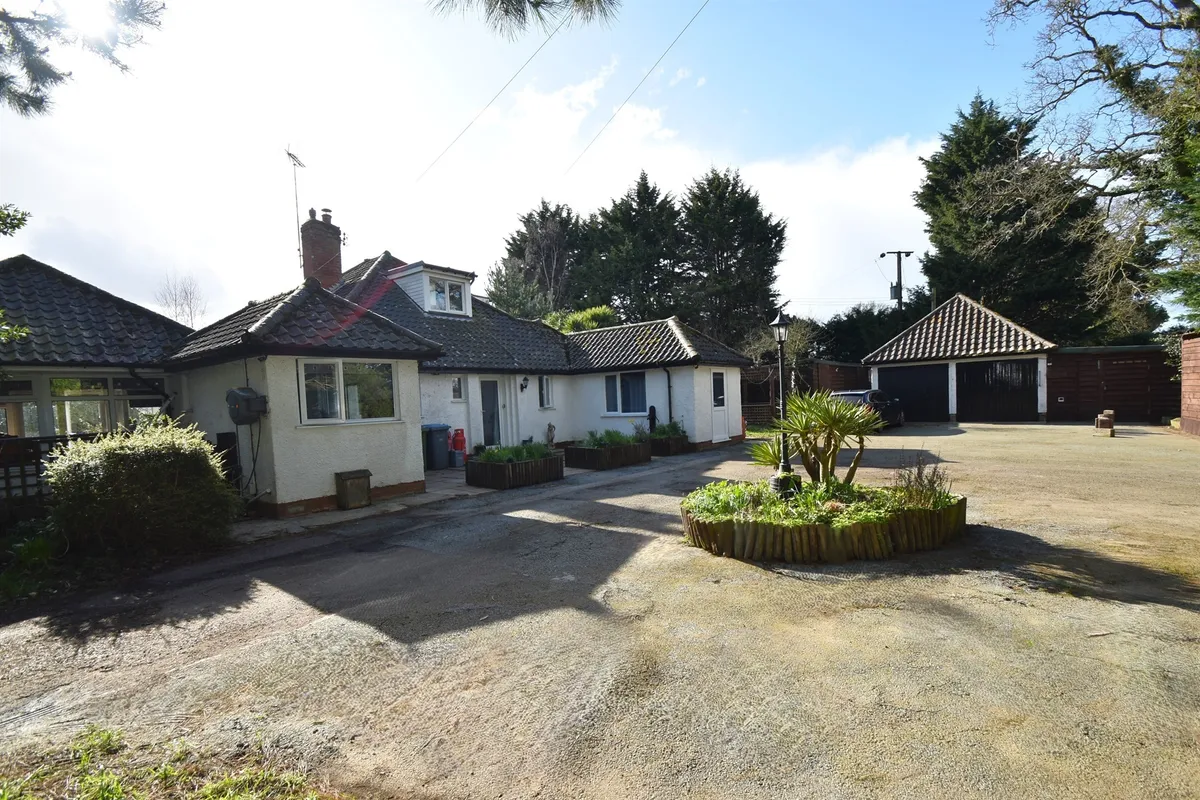 Sheepdrift Road, Bromeswell, Woodbridge