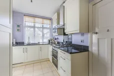 Dalkeith Road, Harpenden, AL5 photo 15