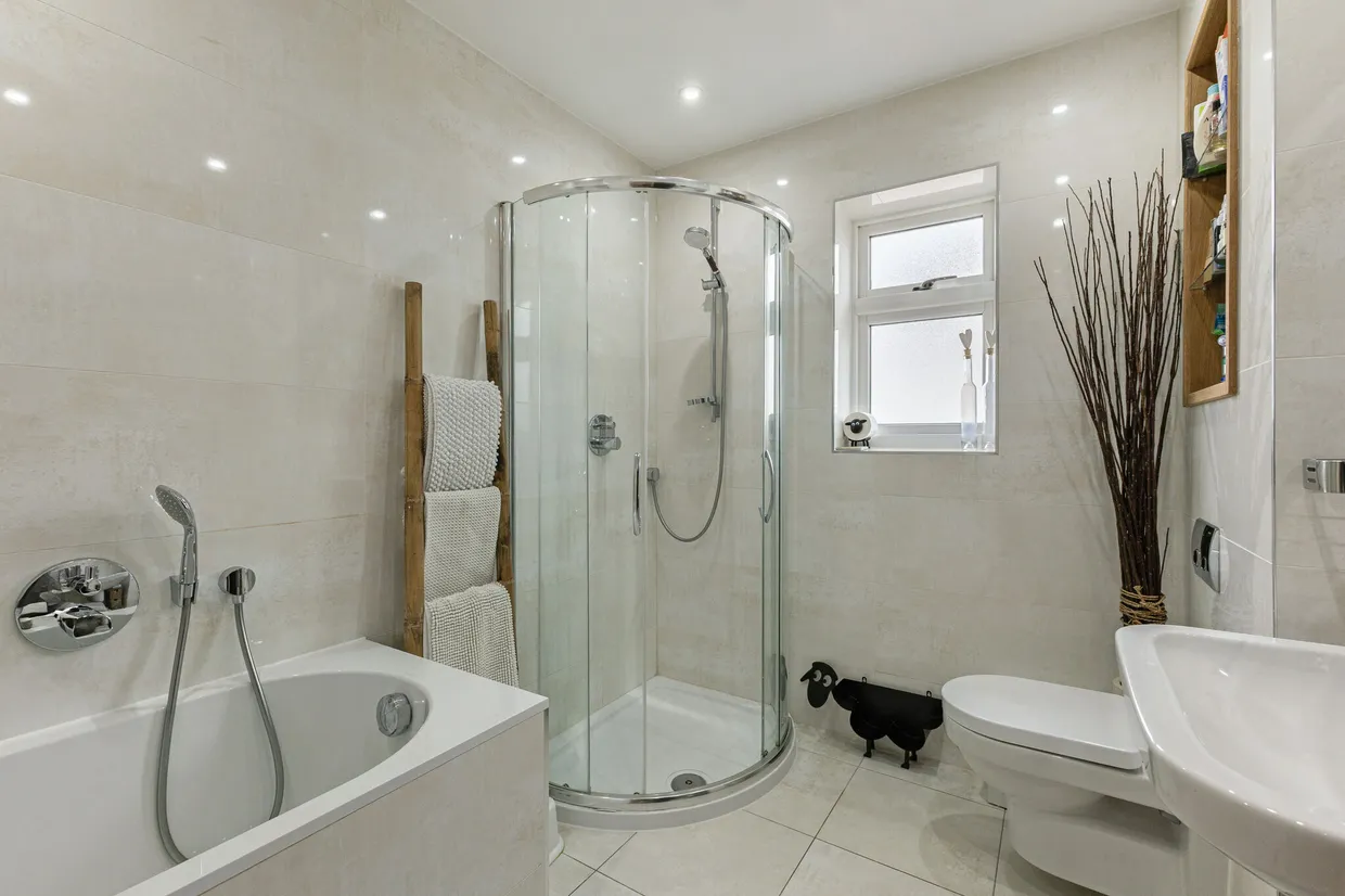 Bowers Way, Harpenden, AL5 photo 26