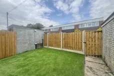 School Crescent, DEWSBURY