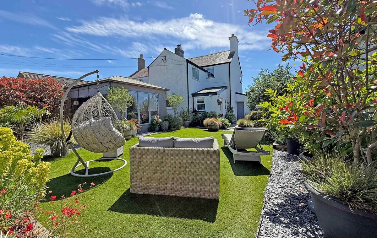 Llanarmon, Pwllheli, Gwynedd, LL53