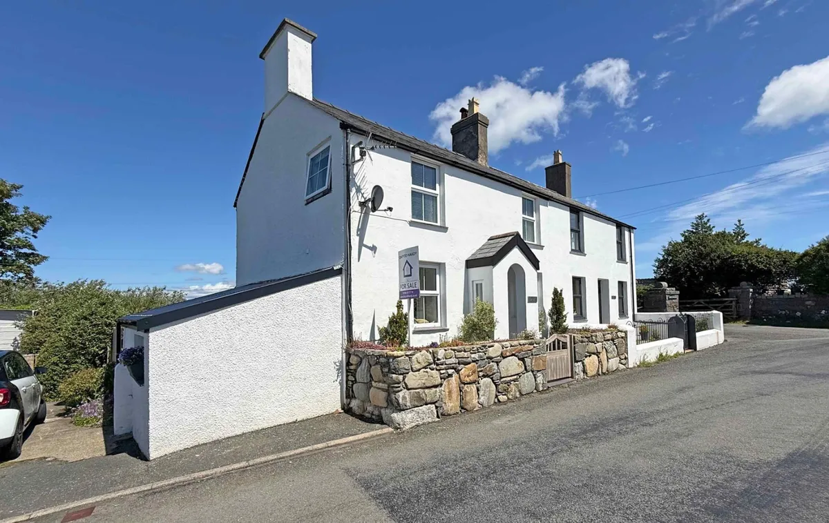 Llanarmon, Pwllheli, Gwynedd, LL53