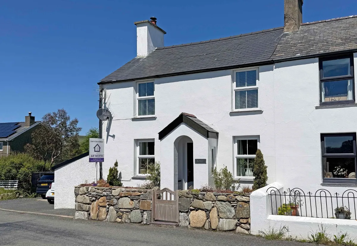 Llanarmon, Pwllheli, Gwynedd, LL53