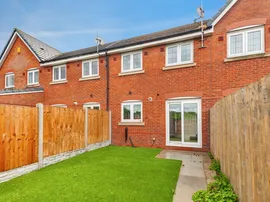 Crosland Drive, Helsby, Frodsham thumb 2
