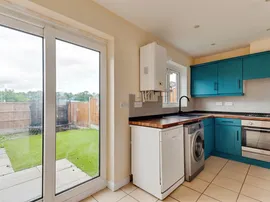 Crosland Drive, Helsby, Frodsham thumb 3