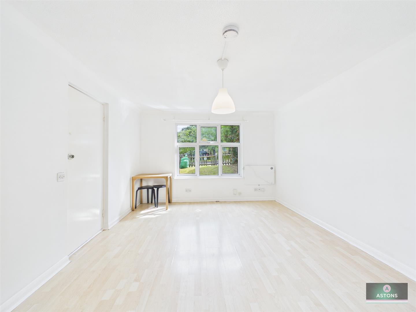 Lanercost Road, Crawley Image 2