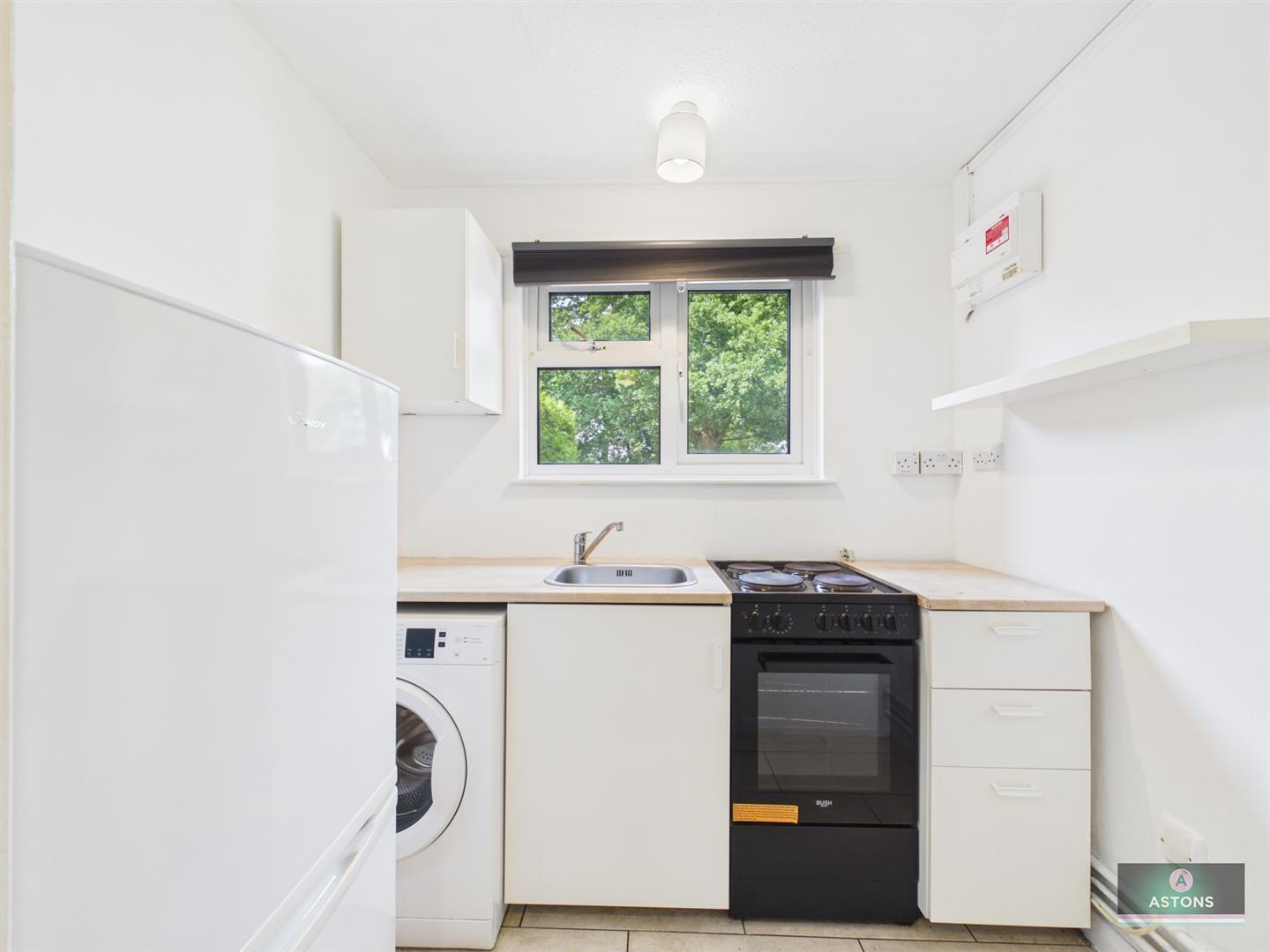 Lanercost Road, Crawley Image 7
