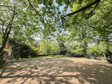 Finchley Road, London, NW3 photo 8