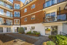 The Downs, London, SW20 photo 10