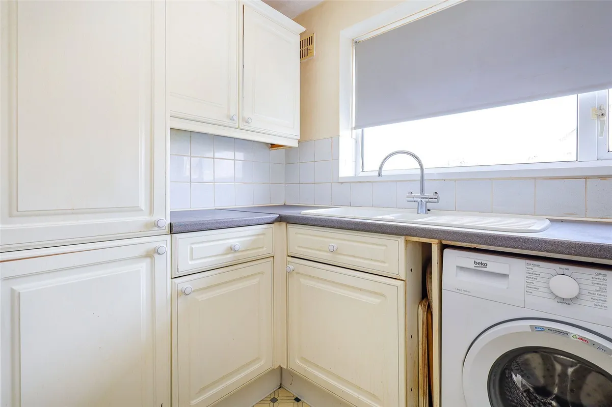 Jodrell Close, Waterlooville, Hampshire, PO8