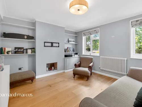 Mortlake High Street, Mortlake, Londonphoto